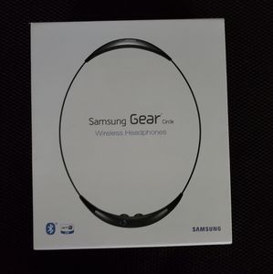 Wireless headphones